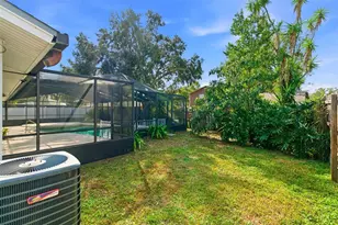 15606 Farnsworth Ln, Tampa, FL 33624 - Photo 27