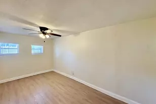 8904 N Hamner Ave, Tampa, FL 33604 - Photo 11