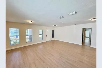 8904 N Hamner Avenue, Tampa, FL 33604 - Photo 5