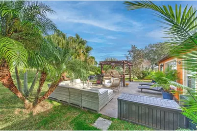 7352 Bridgeview Drive, Zephyrhills, FL 33545 - Photo 35