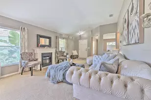 7352 Bridgeview Dr, Zephyrhills, FL 33545 - Photo 9