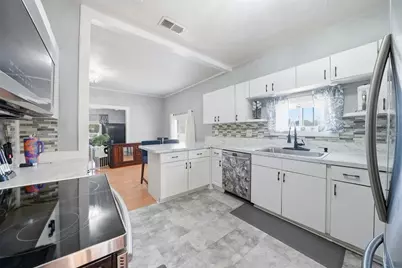 2107 E Chelsea Street, Tampa, FL 33610 - Photo 11