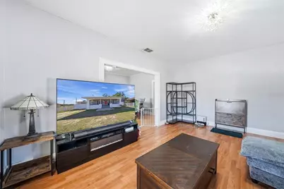 2107 E Chelsea Street, Tampa, FL 33610 - Photo 7