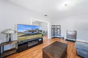 2107 E Chelsea St, Tampa, FL 33610 - Photo 7