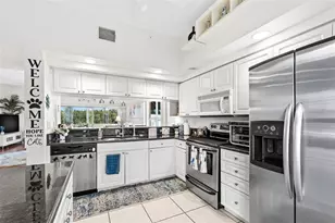6555 99th Way N, Saint Petersburg, FL 33708 - Photo 9