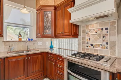 2613 59th Street S, Gulfport, FL 33707 - Photo 7