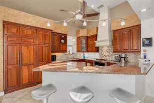 2613 59th St S, Gulfport, FL 33707 - Photo 5