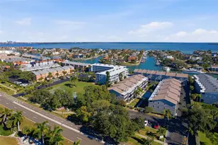 719 Pinellas Bayway S, Saint Petersburg, FL 33715 - Photo 25