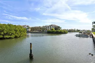 8806 Bay Pointe Dr, Tampa, FL 33615 - Photo 29