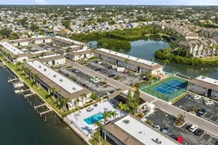 8806 Bay Pointe Dr, Tampa, FL 33615 - Photo 35
