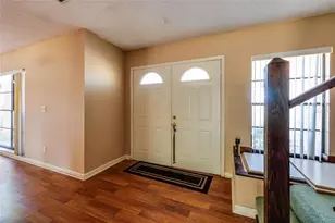 8613 Hulsey Rd, Tampa, FL 33634 - Photo 3