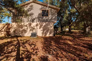 8613 Hulsey Rd, Tampa, FL 33634 - Photo 27