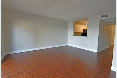 13741 Juniper Blossom Drive, Tampa, FL 33618 - Photo 17