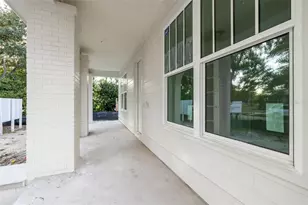 421 25th Ave N, Saint Petersburg, FL 33704 - Photo 5