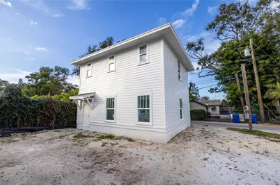 421 25th Avenue N, Saint Petersburg, FL 33704 - Photo 9