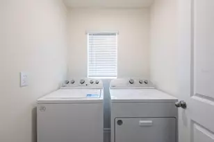 3820 Mannered Gold Ave, Bradenton, FL 34208 - Photo 29