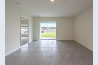 3820 Mannered Gold Avenue, Bradenton, FL 34208 - Photo 13