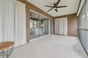 2013 Santa Catalina Ln, Riverview, FL 33578 - Photo 13