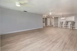 100 Bluff View Dr, Belleair Bluffs, FL 33770 - Photo 13