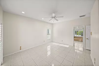 5210 Camberlea Avenue, Zephyrhills, FL 33541 - Photo 39