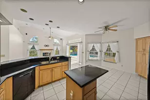 5210 Camberlea Ave, Zephyrhills, FL 33541 - Photo 25