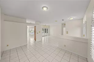 5210 Camberlea Ave, Zephyrhills, FL 33541 - Photo 17