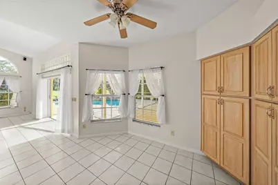 5210 Camberlea Avenue, Zephyrhills, FL 33541 - Photo 27