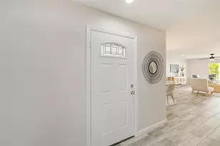 2589 Sunny Breeze Ave, Largo, FL 33770 - Photo 3