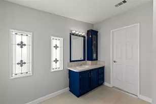 7113 Mt Piney Rd NE, Saint Petersburg, FL 33702 - Photo 27