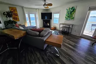 5285 Coquina Key Dr SE, Saint Petersburg, FL 33705 - Photo 7