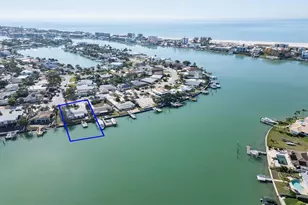 10230 Tarpon Dr, Treasure Island, FL 33706 - Photo 19