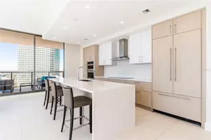 275 1st Ave S, Saint Petersburg, FL 33701 - Photo 7