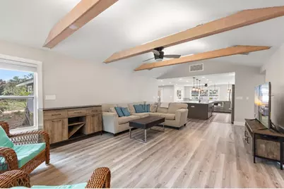 623 Pineland Avenue, Belleair, FL 33756 - Photo 17