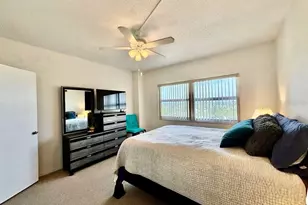880 Mandalay Ave, Clearwater Beach, FL 33767 - Photo 19
