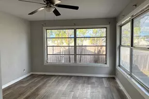 2918 49th Street N, Saint Petersburg, FL 33710 - Photo 5