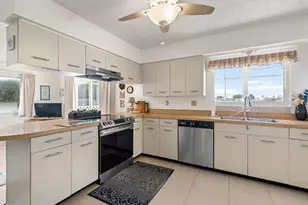 703 Westmont Way, Sun City Center, FL 33573 - Photo 11