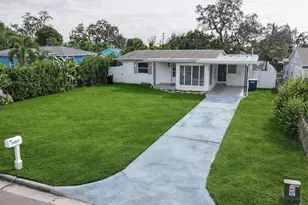 1459 Pine St, Clearwater, FL 33756 - Photo 1