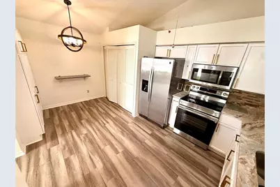 2546 Pine Cove Lane, Clearwater, FL 33761 - Photo 19