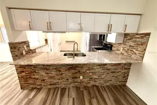 2546 Pine Cove Ln, Clearwater, FL 33761 - Photo 13