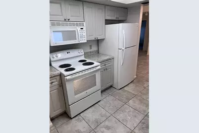 2106 Darlington Oak Drive, Seffner, FL 33584 - Photo 9