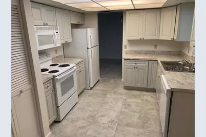 2106 Darlington Oak Drive, Seffner, FL 33584 - Photo 3