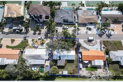 7833 Causeway Boulevard S, Saint Petersburg, FL 33707 - Photo 23