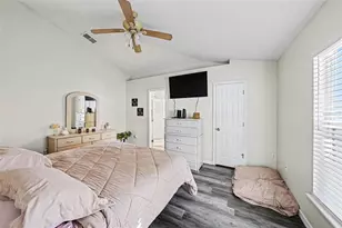 3267 Guava Ln, Spring Hill, FL 34609 - Photo 17