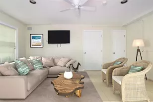 11820 Capri Cir S, Treasure Island, FL 33706 - Photo 35