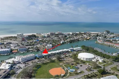 11820 Capri Circle S, Treasure Island, FL 33706 - Photo 49