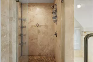 832 Bay St NE, Saint Petersburg, FL 33701 - Photo 23