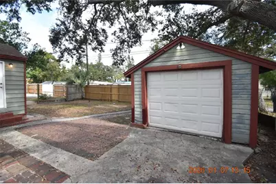 2500 Auburn Street S, Saint Petersburg, FL 33712 - Photo 7