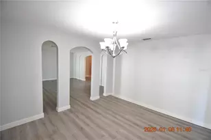 6485 30th Ave N, Saint Petersburg, FL 33710 - Photo 9