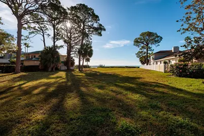 Friendly Way S, Saint Petersburg, FL 33705 - Photo 5