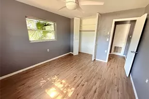 731 71st Ave N, Saint Petersburg, FL 33702 - Photo 7